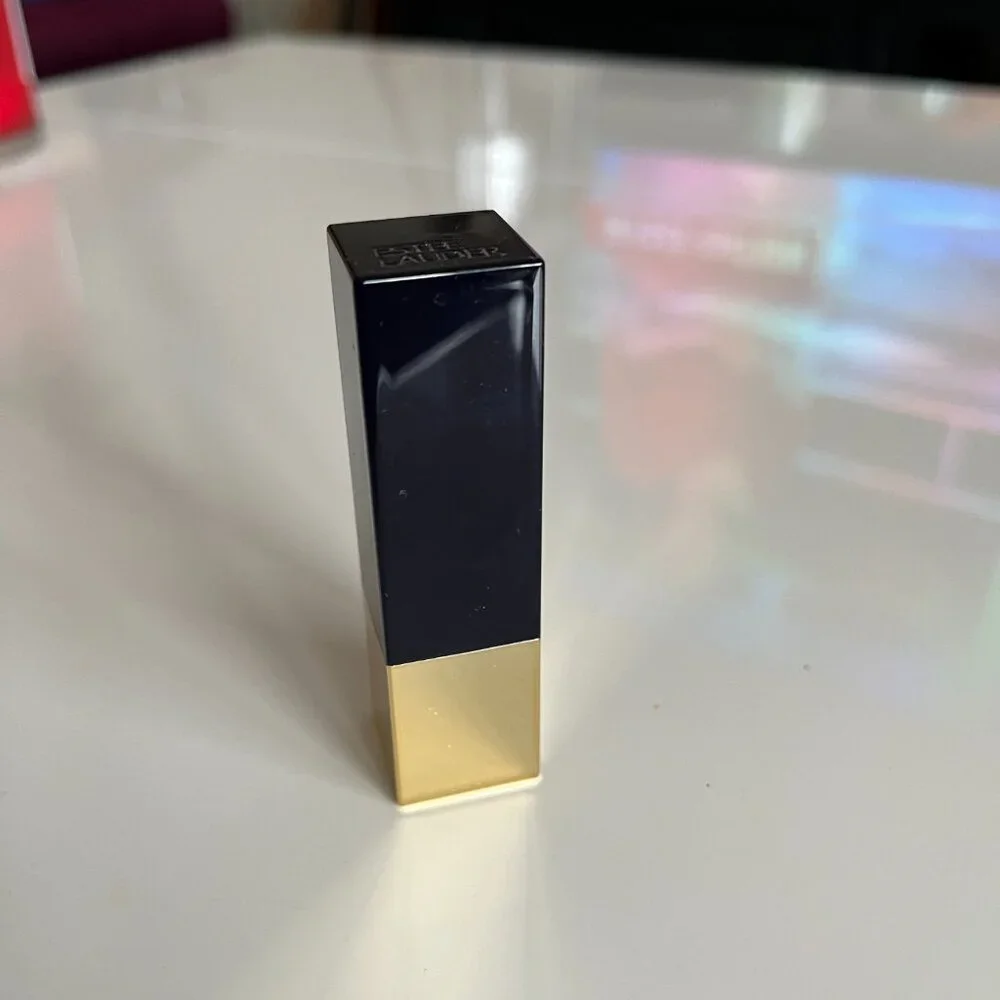 Estee Lauder new estée